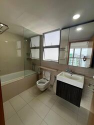 Prive (D19), Condominium #523452981